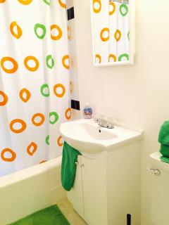 Stylish Montreal Apartment Comfortable Stay in the Golden Square Mile - 1