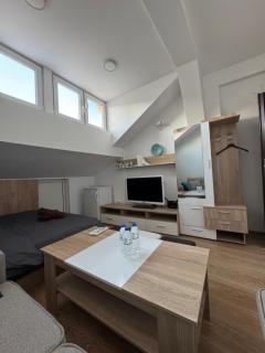 Cozy High-Street Loft in Sofia's Best Central Location - 1