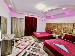 Deluxe Pyramids View Apartment - Il Cairo - 4