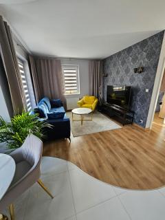Uroczy Apartament - Reda - 4