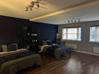 Riverside Townhouse 20 mins from Brighton and Worthing - 0