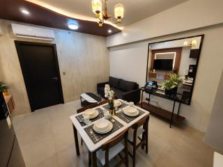 The Moon at the Aeon - 2