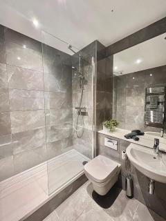 2 bedroom Luxury Penthouse Birmingham City Centre! Free parking On Site - Birmingham - 6