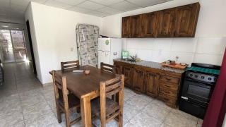 Departamento centrico con aire acondicionado y patio para guardar el vehiculo - Choele Choel - 4