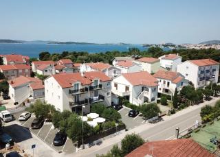 Viktoria Lodge Bed and Breakfast - Vodice - 0