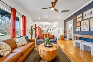 COWBOY RETREAT - Heart of OKC,Near Downtown,OCU,OU&PLAZA, Minigolf, Firepit, Foosball and more - Oklahoma City - 3