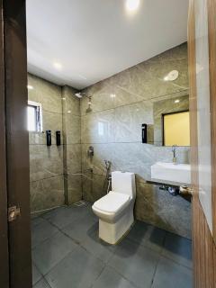 Hotel Fun n Food - Bhuj - 7