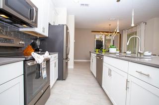 Gorgeous 4 Bedroom w/ Pool Close to Disney 4836 - Kissimmee - 2