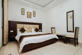 Hotel The 7 Seas - 9