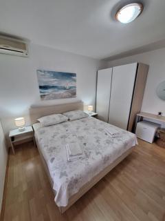 Guest House Katarina - Banići - 6