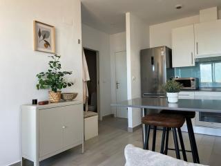 Breathtaking Sea View Apartment with Free Parking - Benalmádena - 7