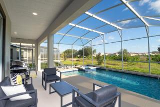 Gorgeous 6 Bd SF Close to Disney w/ Pool @ Champions Gate Resort 712 - Kissimmee - 9