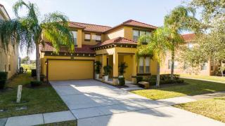 Gorgeous 4 Bedroom w/ Pool Close to Disney 920 - Kissimmee - 0