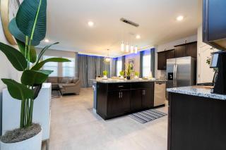 Stunning 5Bd w/ Pool Close to Disney @ Solterra 7829 - 2