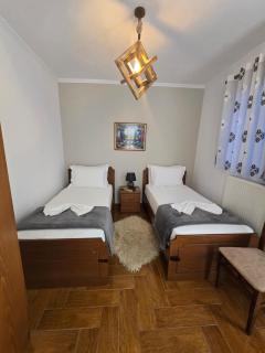 Bujtina Moskopoli - Voskopojë - 5