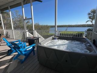 Private Bayfront Beach House with Dock, Steps to Beach and Restaurants - 2