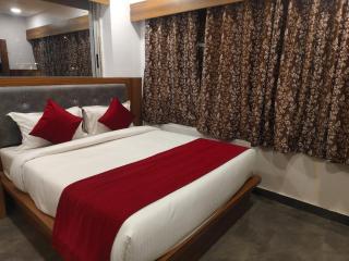 Hotel Maruti R - Ahmedabad - 9