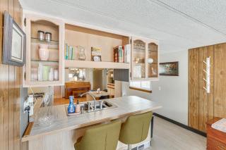 2 Mi to Sturgis Motorcycle Rally Peaceful Home - 5