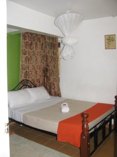 Lulu's Guest House - 4