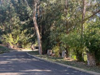 Specious 6000 sf privat gated villa with View - 9