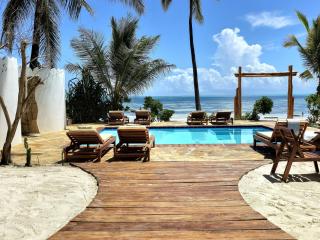 HA Beach Boutique - Adults Only - 8