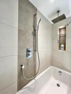 Central London Luxury 2 bed apartment - Woolwich - 6