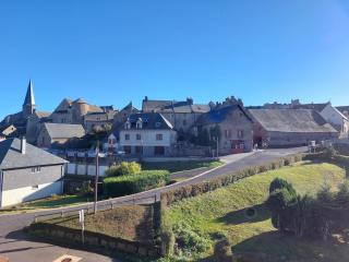 Appartement en plein cœur du Massif du Sancy - Besse-et-Saint-Anastaise - 0