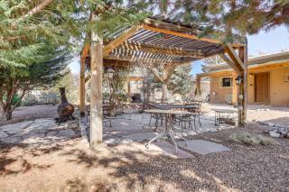 Artsy Studio with Patio 25 Mi to Santa Fe - Española - 8