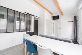 Résidence privée avec parking sécurisé - 9 personnes, 6 lits, 2 logements - Malesherbes - 5