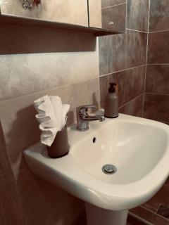 Alpha Apartments 42 - 3