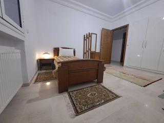 Comfortable Private Room with Fast Wi-Fi - City View - 9