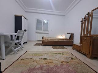 Comfortable Private Room with Fast Wi-Fi - City View - 7