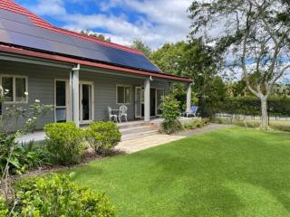 Country escape with Tennis court - Auckland - 0