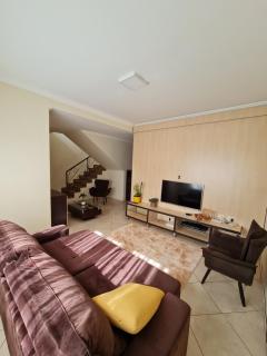 Spacious and Relaxing Home - 4