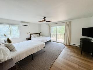Downtown Sister Bay New Listing - Cardinal Retreat - Sister Bay - 4