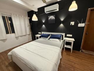 Elite Suite 2 - Premium 2BHK - Lokhandwala Andheri - Mumbai - 9