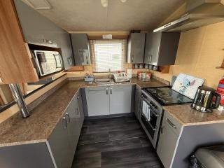 Lyons Robin Hood Holiday Park - Meliden - 2