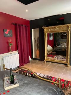 Love Room LA FABULEUSE - Le Pradet - 6