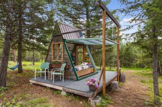 Transforming, Pet-friendly A-frame Cabin w Hot Tub - 0