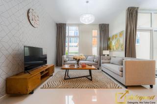 Prestine 3BR Villa in DH2 by deleguest - Dubai - 8