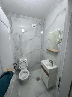 Loni Apartment 3 - Ferizaj - 1