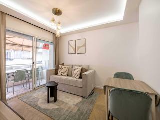 Elegant Apt with balcony 1BD 4P - Croisette Cannes - 0