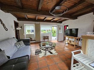 Farmhouse in Belgium with Lush Garden Retreat - 1