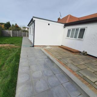 6 Bedroom Bungalow in Upminster - - 7
