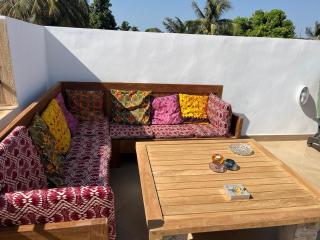 Jummaneh Studio Apartment - 9