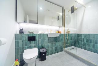 Luxury Nostalgic City Centre Stay with Pool Table, Netflix, Sofa bed, Sleeps 6, Nostalgia Stays - Birmingham - 7