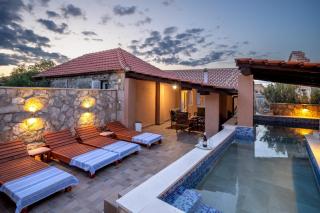 Family friendly house with a swimming pool Zastrazisce, Hvar - 23743 - Zastražišće - 0