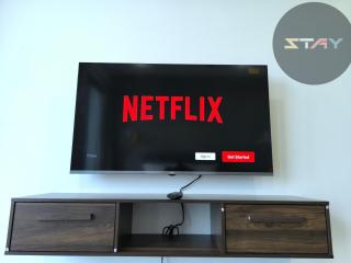 Almas Puteri Harbour Couple Netflix 100mbps BySTAY - 1