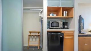 Ala Moana Hotel 10th FL R8 Partial Ocean 2Beds 4person - Honolulu - 1