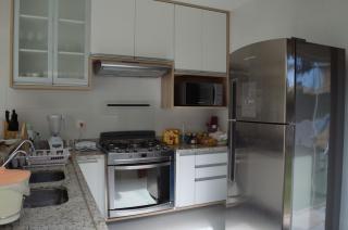 Casa paraíso em Guarajuba, 4 suítes, próximo à praia - 2